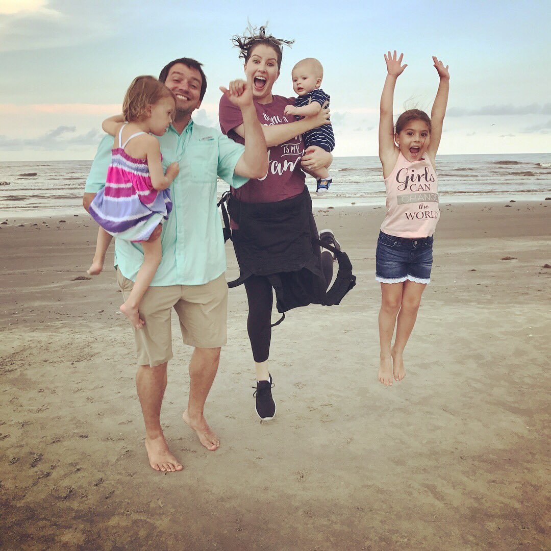 Mrs. Galneau tweet media