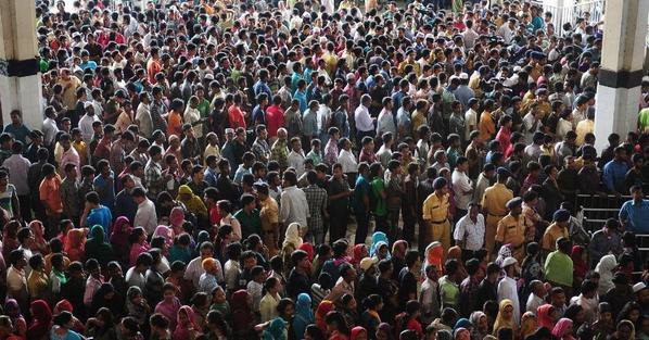 wellis869's tweet image. #SabadoDetremuraSdv 

Quando eu quero conversar // Quando eu não quero conversar com ninguém.