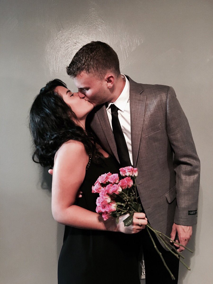 nicoletta_rose's tweet photo. I annoy the crap out of jeff when taking pics. Probs every kissing pic we have is him trying to shut me up. Don't be fooled. #RealityvsInsta https://t.co/W8wuPPc21R