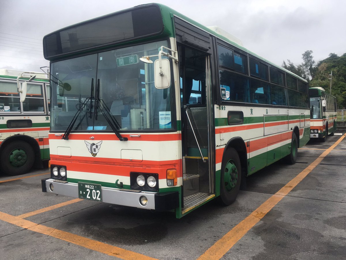 沖縄のバス好き Auf Twitter 個人的に廃車して欲しくないバス かっこいいです 東陽バス 沖縄22き2 1990年式 Pーht2maa