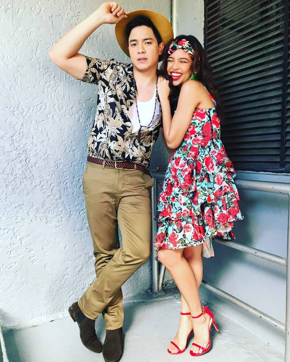 EDXsem_14's tweet photo. Trendsetter Couple👫💞Maichard..OOTD 8.05.2017
#ALDUBJustLove 

📸Daryl Maat's IG update https://t.co/CzeUVYTODp