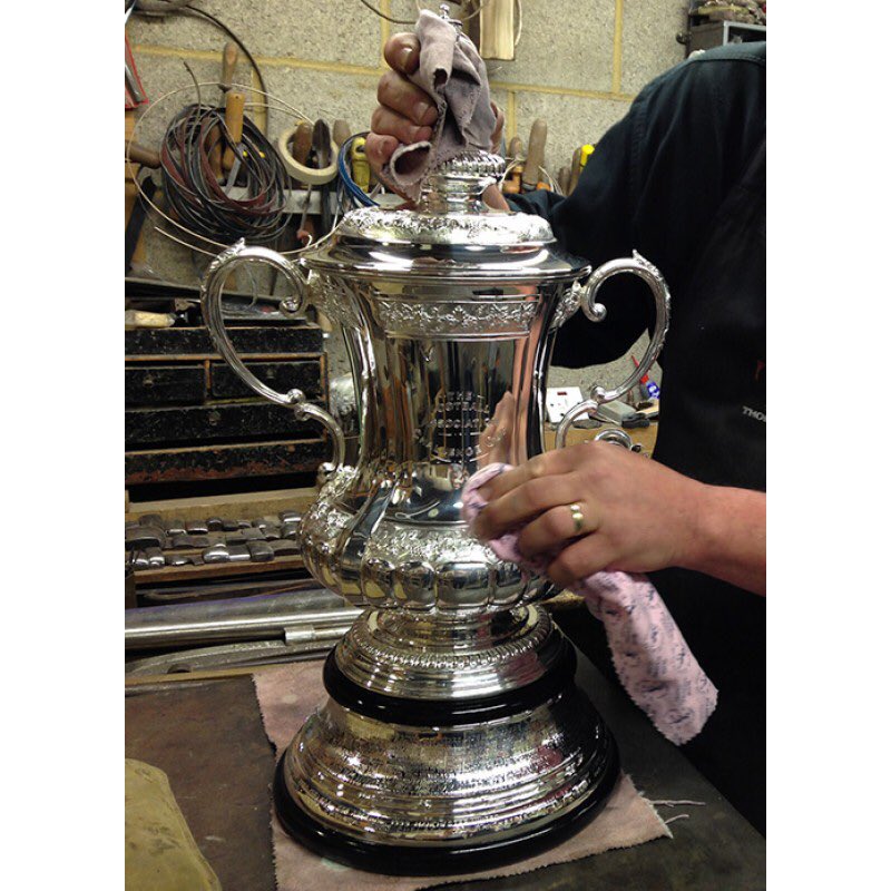 Everything kicks off this weekend! <a href="/EmiratesFACup/">Emirates FA Cup</a>! goo.gl/Roo0EJ ⚽️ #FACup #EmiratesFACup #football #GreatBritishCraftsmen