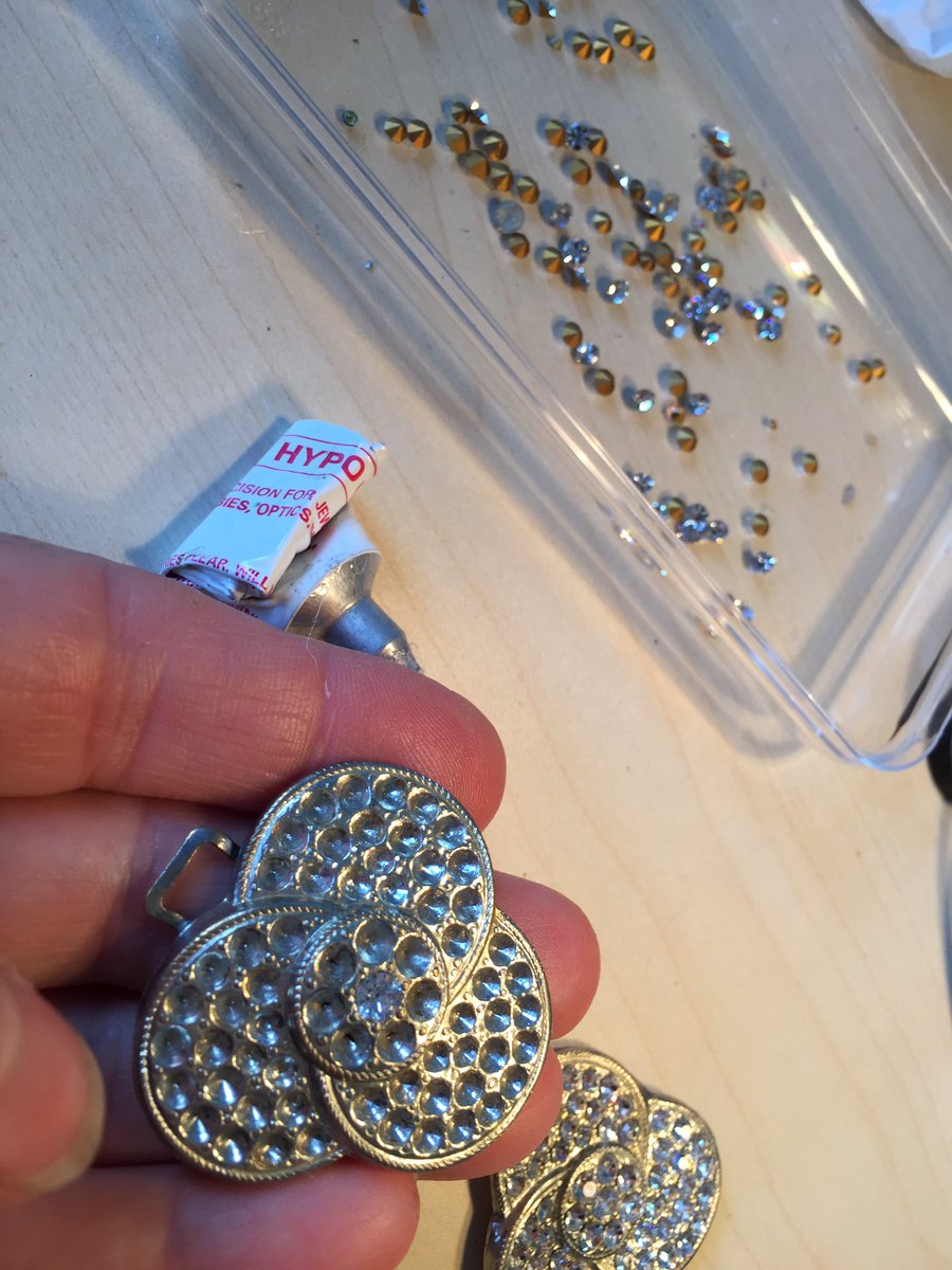 VintageBarbara's tweet image. One one down, one to go ... #reassembling #vintage #buckle