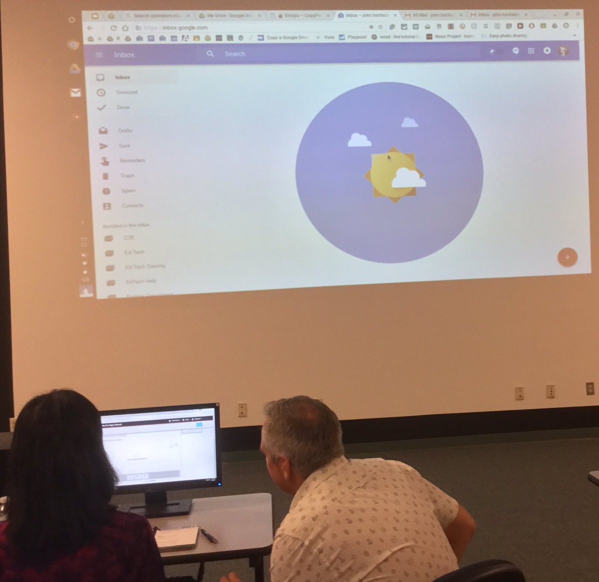 LisaGCeja's tweet photo. Looks like we have some #ZeroInbox converts 😃📭I'm so proud of @hochadel &amp; all the work other #edtech peeps did to make #WUHSD more Googley! https://t.co/EDb44ZjcyT