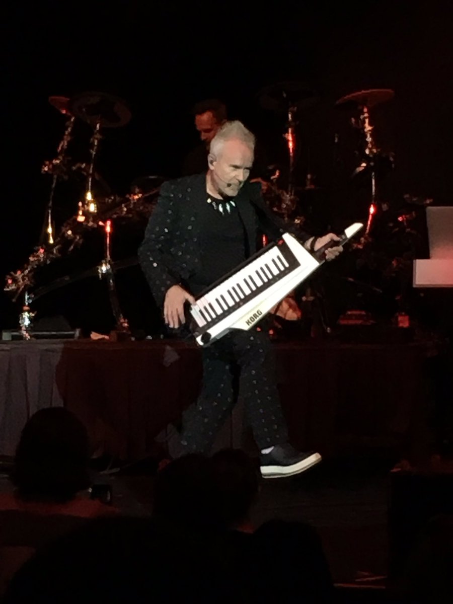 gregorykunnath's tweet photo. Great show by @howardjones in #detroit last night #thankyou https://t.co/ahN98AznJF