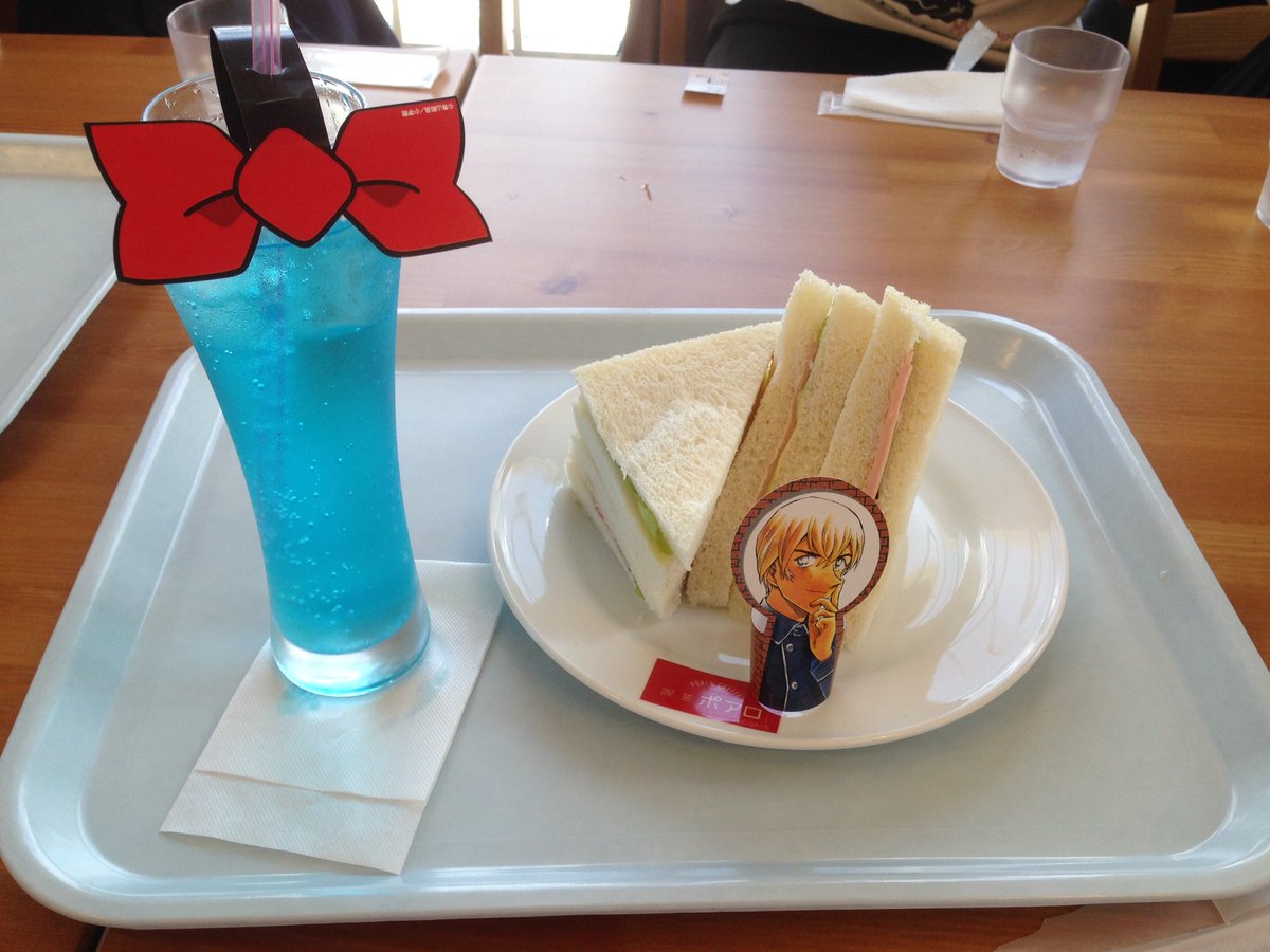 京大コナンサークル Twitter वर 米花商店街でーす 昼食はもちろん 喫茶ポアロ で 写真は安室さんのサンドイッチとコナンスカッシュ おいしくいただきます
