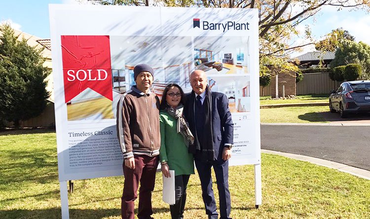 BarryPlantTL's tweet photo. #AuctionResults 3 Avoca Pl #TaylorsHill sold for $900,000 #MelbRE #realestate #Brimbank #Melbourne #AusProperty #StrongResult https://t.co/dHUJaYrta0