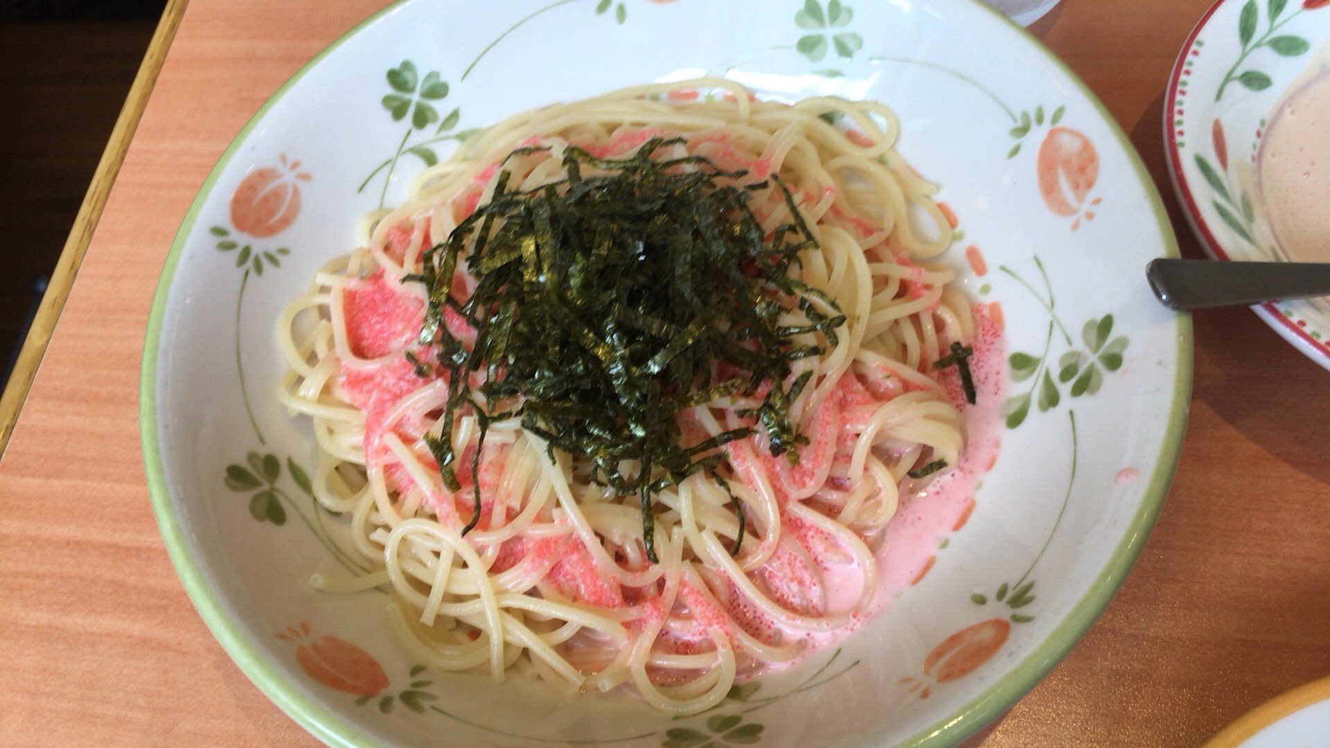 Ao 7 على تويتر 久しぶりにサイゼリア来て タラコソースシシリー風のスパゲティ頼んだら タラコの色がめっちゃショッキングピンク こんな色だったっけ W サイゼリア タラコソースシシリー風 たらこスパゲティ ショッキング Ao 7 على تويتر 久しぶりにサイゼリア来て タラコソースシシリー風のスパゲティ頼んだら タラコの色がめっちゃショッキングピンク こんな色だったっけ W サイゼリア タラコソースシシリー風 たらこスパゲティ ショッキング