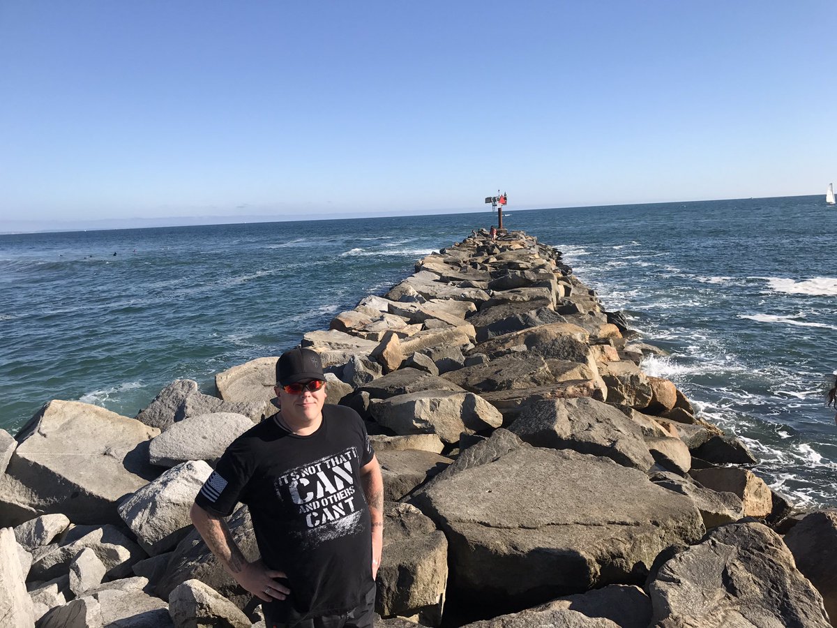 BillyJacksMagic's tweet image. Having fun at the beach!