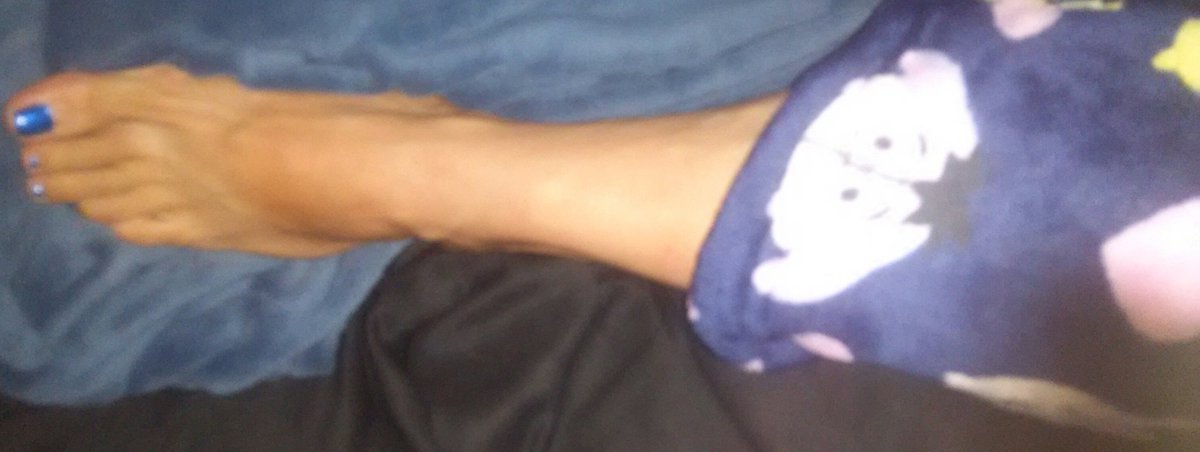TempestJones79's tweet photo. Saturday vibe #tempestjones #fuzzypjs https://t.co/nxWiG2sZaC https://t.co/Gmlt1QLndl