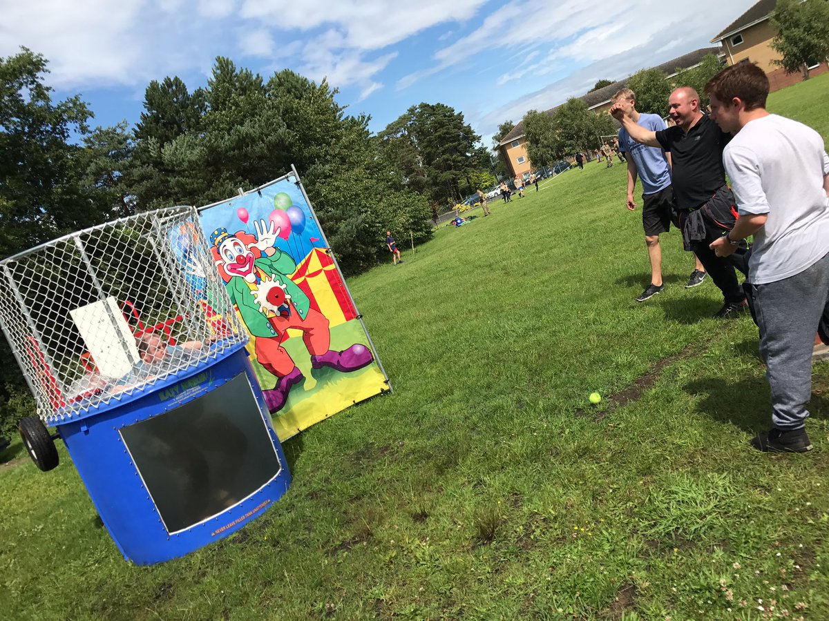 JustPlainMeNow's tweet photo. @LNRCadetHQ cadets payback to OC time #JumpIntoAdventure @comdtLNR @Comd_Cadets https://t.co/37kt5YN8un