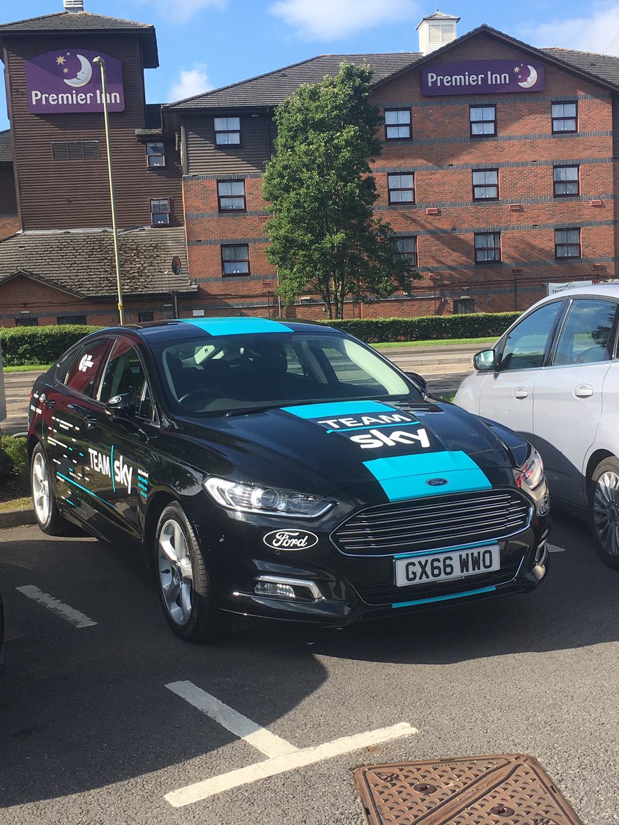 ddodgephotos's tweet photo. How's your Saturday been ? I've just ridden the #tourdeford with #teamsky @hendygroup @DaniKing1 (watched her disappear ahead) #lovecycling https://t.co/rFi4wyLLqR