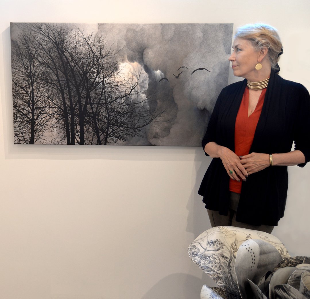 gloriamerritt's tweet photo. @GalateaFineArt  opening reception last night at #SOWA #Boston. "Eye of the Storm" by @gloriamerritt. https://t.co/ceqGWl8TyY