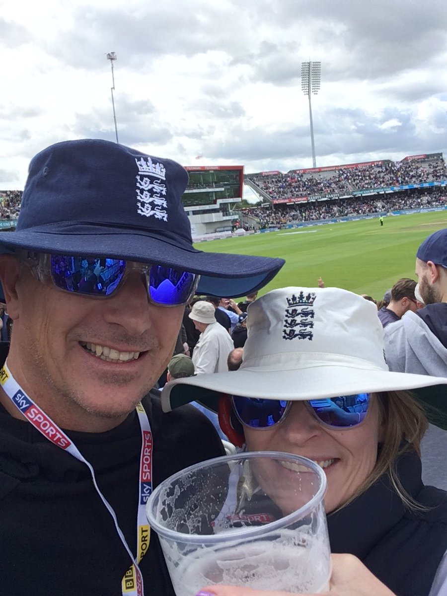 CarlHoyle's tweet photo. @Investec_Sport enjoying the cricket at OT #Investectest https://t.co/2DJdNApygg