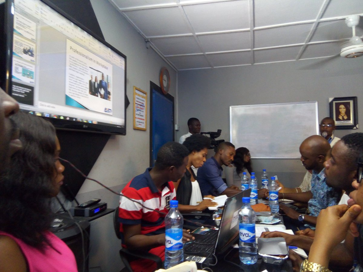 eomcomms's tweet photo. #EOMComms #Trainings: The General Manager, Special Project delivering his paper on #Professionalism https://t.co/KTOfMrk8Al