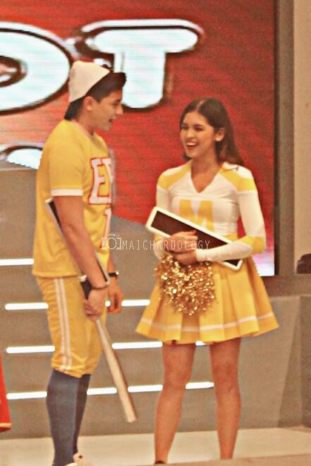 herstoryRS's tweet photo. ANG POGI TALAGA PAG NAKA GANYAN YUNG CAP NYA 😍💛😭 #ALDUBJustLove https://t.co/ckMEYtzmof