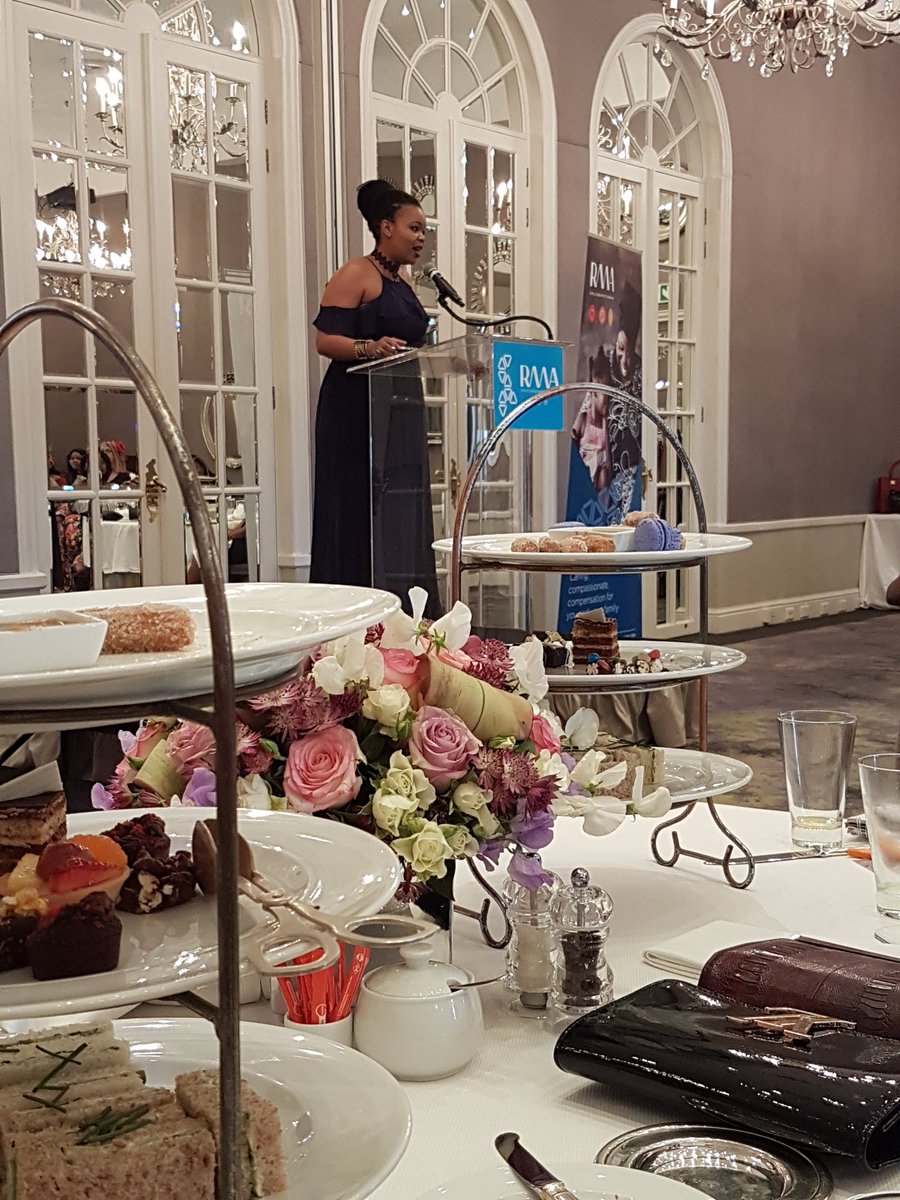 unathi19's tweet photo. @malebosephodi @RMAssurance Women's Day breakfast glaming it up! Miss Behave #rmaglam https://t.co/LhNAao5Pus