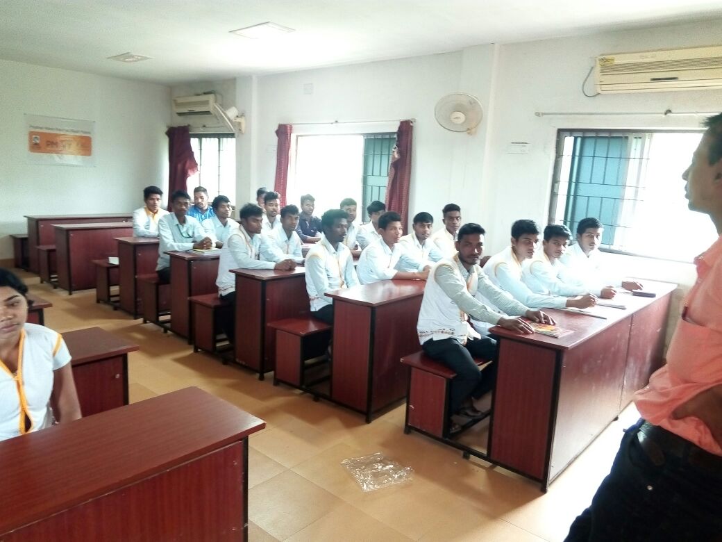 Darcl_parable's tweet photo. New batch started at @Darcl_parable #PJCentre at #Cuttack #Odisha under #PMKVY https://t.co/DJeCIg7gpP