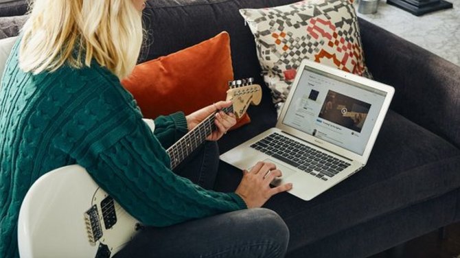 bandist_de's tweet photo. Fender Play - Digitaler Gitarrenunterricht on demand von Fender https://t.co/oiRRLCxA5X https://t.co/EgnTbWSdzn
