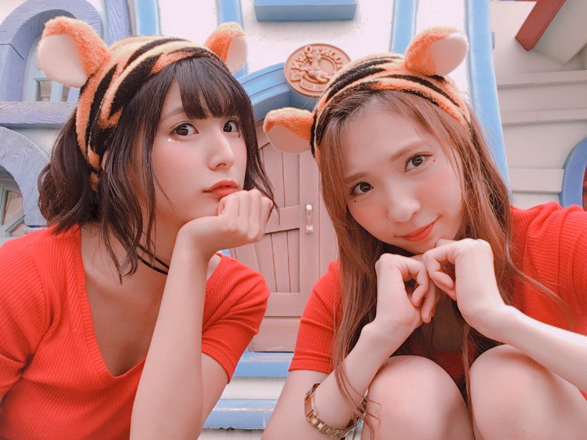Uzivatel 彩川 ひなの Na Twitteru ひなのなつやすみ Day 1 8 2 T Co Llchhma4bg Disneyland はるるん とお揃い双子コーデ ティガーのヘアバンド可愛いがおーー のせたいお写真たくさんっ Disney ディズニー 双子コーデ