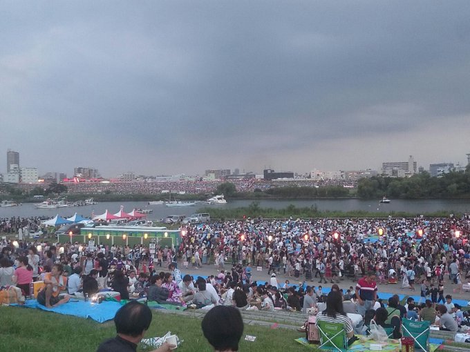 戸田橋花火大会２０１８年の日程や時間は 穴場や有料席の買い方も ここぶろ