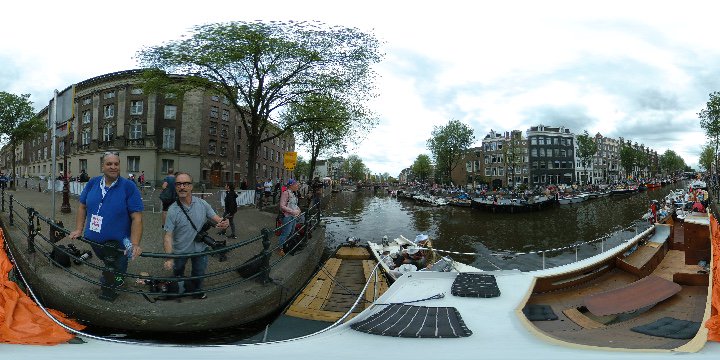amsterdam360's tweet photo. Press waiting for the Canalparade PrideAmsterdam 2017http://wx.madv360.com/index_wx_new.php?filename=83b435e41202262d8e0dc4d6333d454c&amp;iscode https://t.co/5OLzlLKjC4