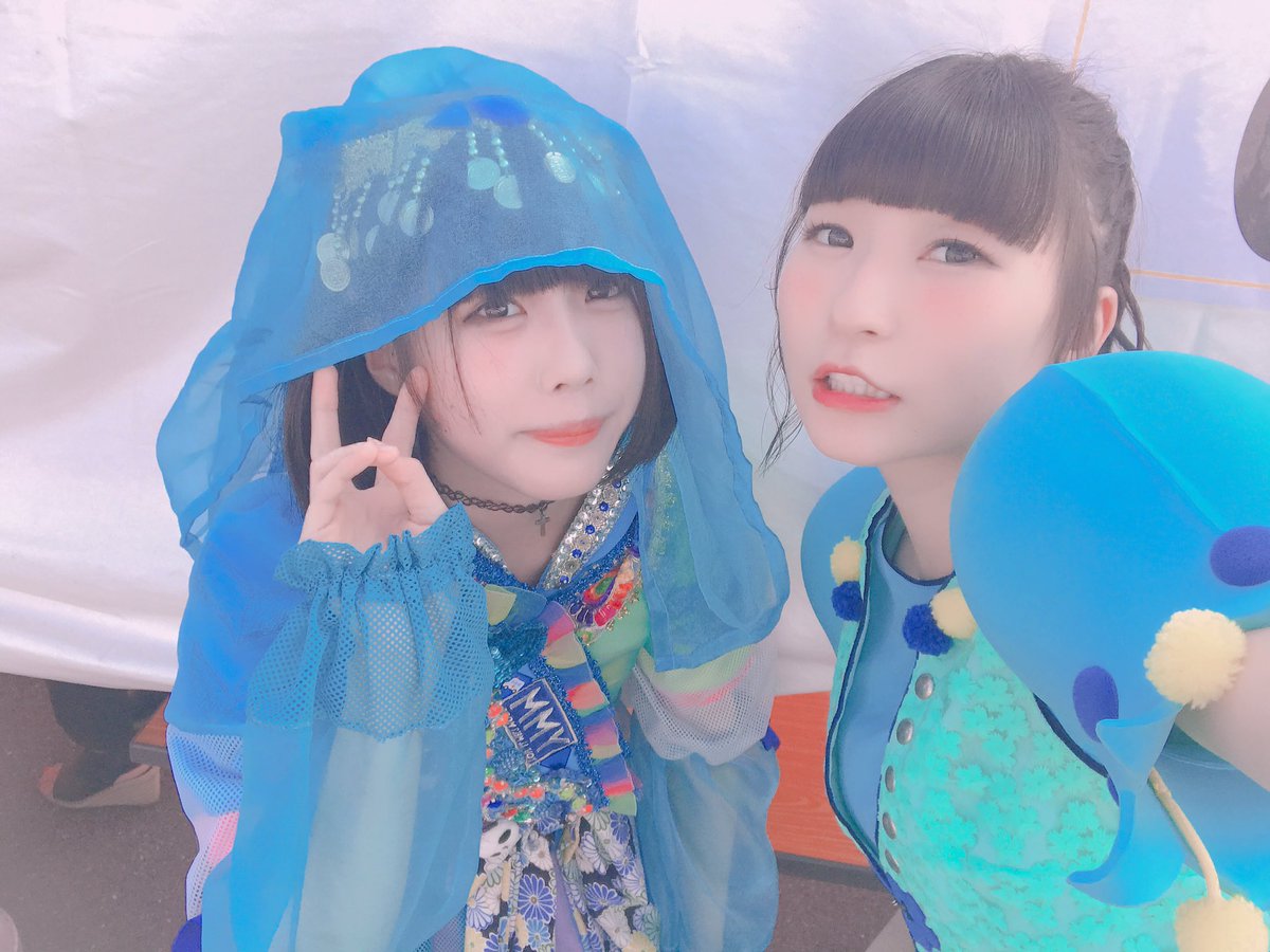 ゆるめるモ!のあのちゃん〜！この画像水色率高いね〜一緒だ〜って話で
