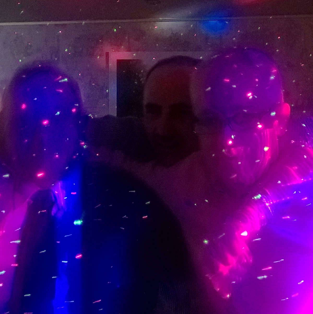 JayBroadsword's tweet image. This sums up what a great wedding it was! I'm still seeing sparkly lights now. #ginoclock #December63 #ohwhatanight