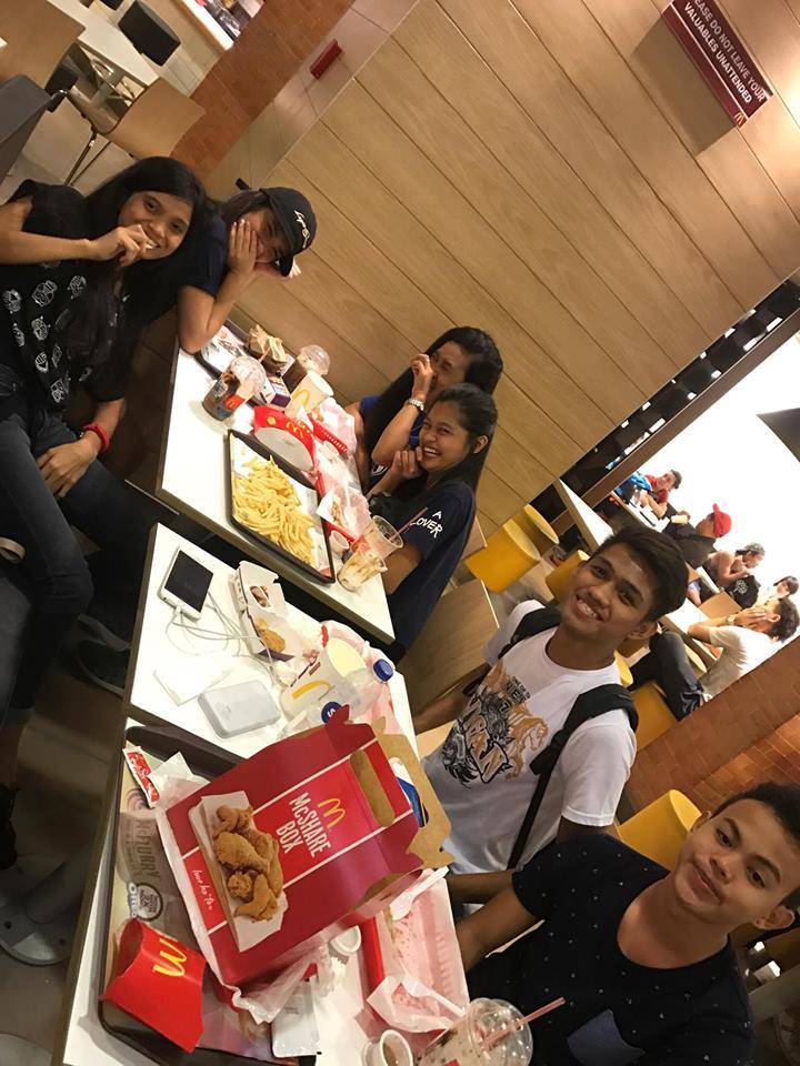 Takinatics_ofc's tweet photo. Happy Lang Bawal ang Sad😘😂 @takako2104  
#TAKINatics https://t.co/7pQ20olq1L