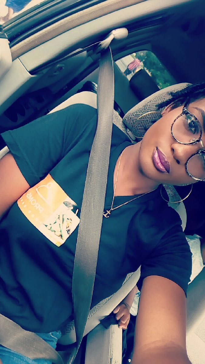 Proms_Foodbarn's tweet photo. Business woman 😊🙈 #caterer #RoadtoGoal #GoalAt5 https://t.co/hEB9ynsMTK