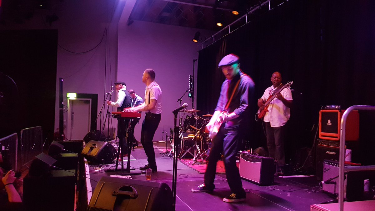 Baracutas #LutonAid2017