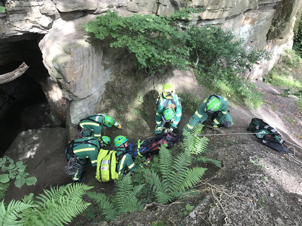 rescueNE's tweet photo. @NEAS_HART Safeworking at Height Skill applied to day to day work.
#forprofessionalsbyprofessionals https://t.co/flDrHgXzp7
