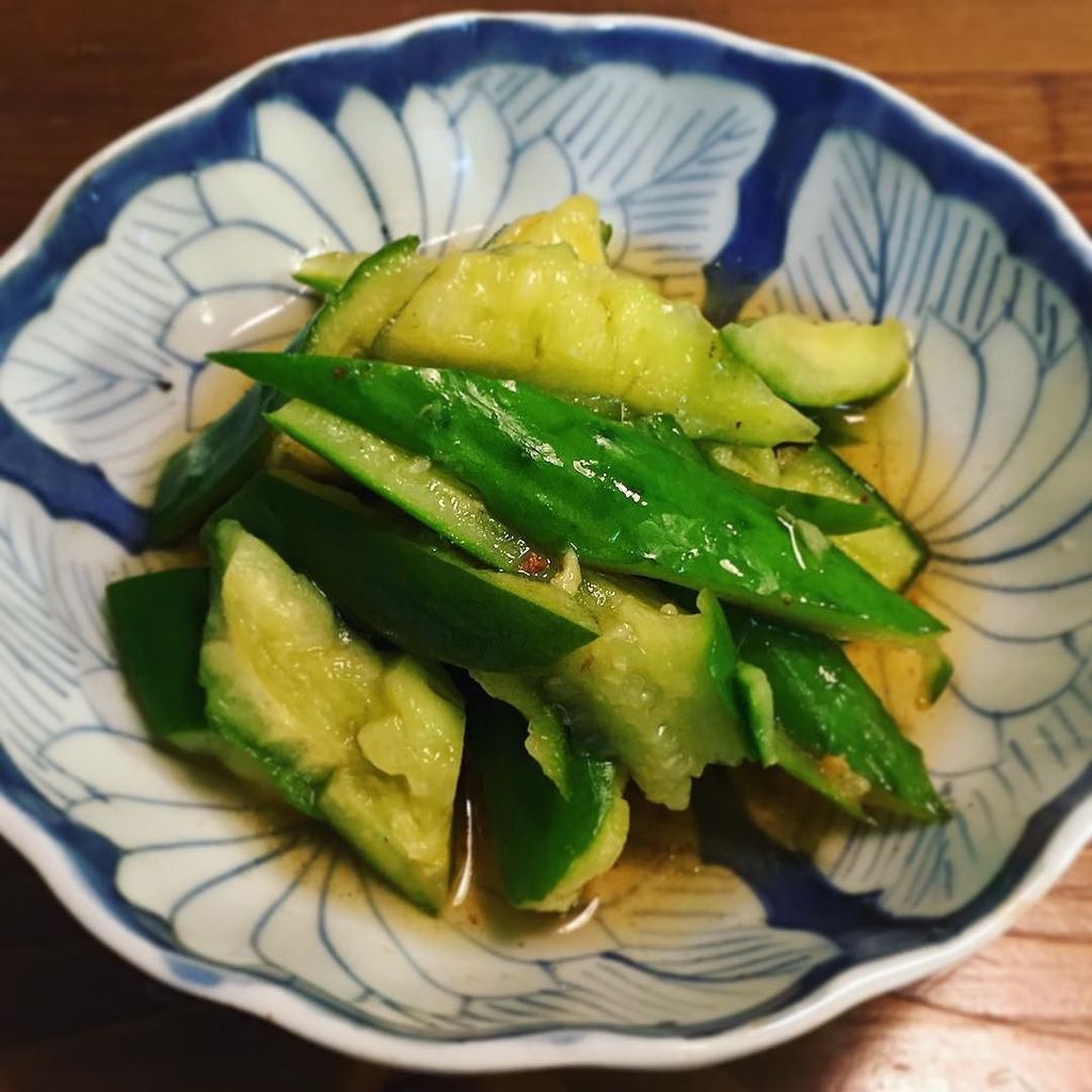 らいおんさん アロマ教室すぅ たたききゅうりの出汁醤油浸しも作ったよ ちょっと薄味だったから次は出汁を濃いめに引こう かるく お酢とごま油も忘れずに きゅうり たたききゅうり 古伊万里 骨董 T Co 6w2xcqqagz