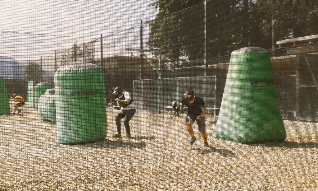 bdlwueho's tweet photo. Spaß und Action beim Teeny-Actioncamp in Österreich. Paintball haben wir schon erfolgreich erledigt :-) https://t.co/pwLDvDB9rx