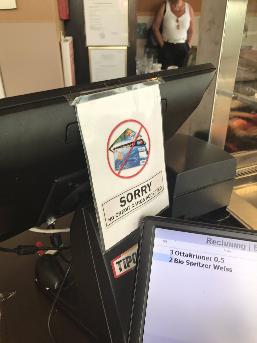 rurfors's tweet photo. #Österrike, Extrem utvecklingspotential vad gäller kortbetalningar. Cash only - överallt! Vad är problemet? #raiffeisenbank https://t.co/cTV1hMhDF7