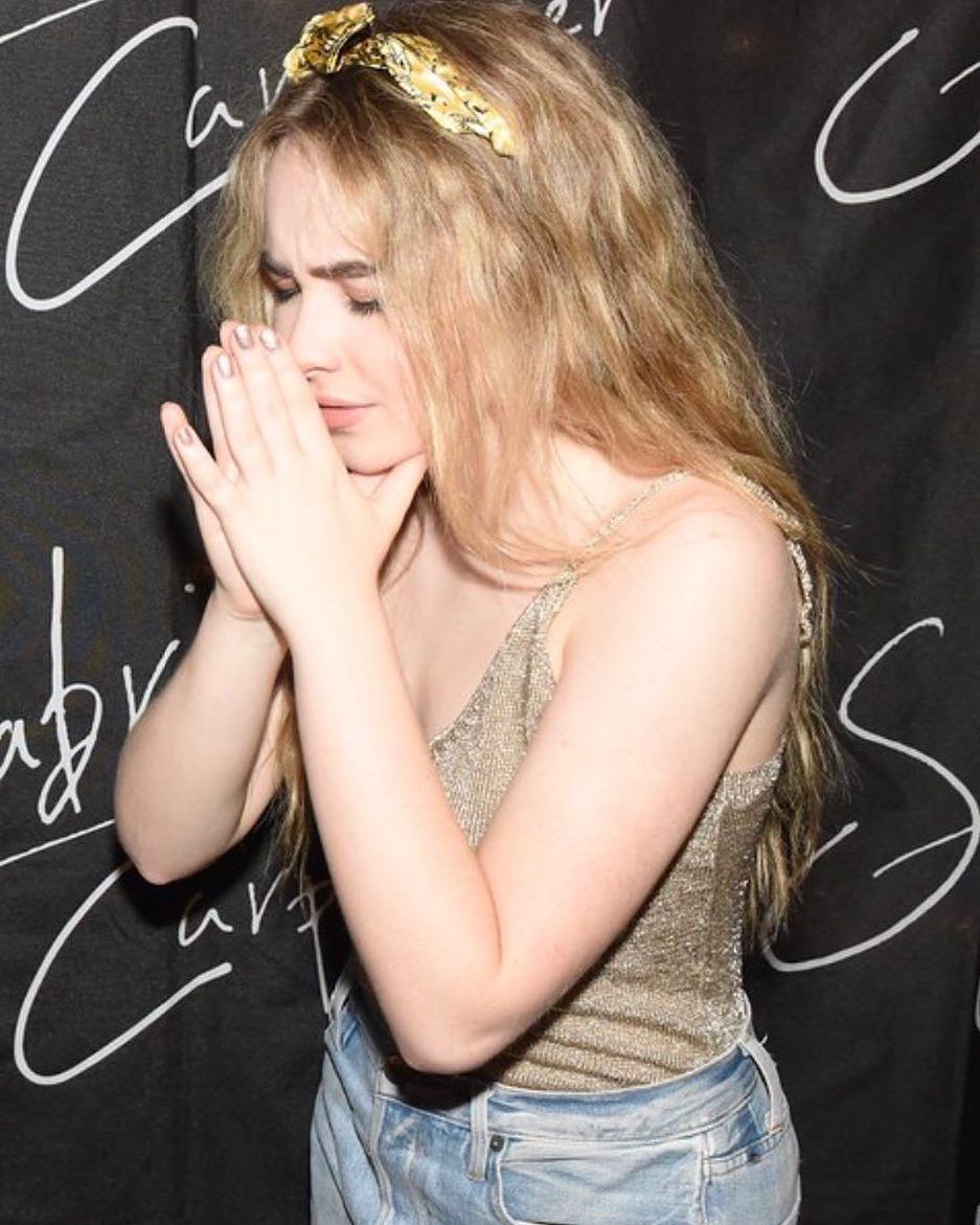 lookinsabrina's tweet photo. WHAT HAPPENED!!! #Prayforsabrina https://t.co/wjuPJsV9zx