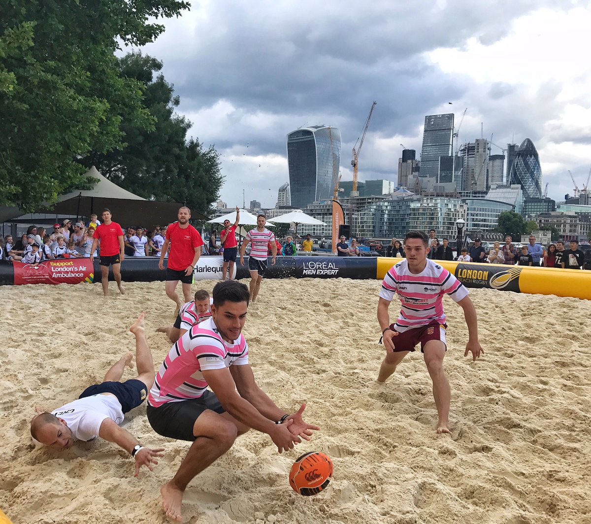 ldnbeachrugby's tweet photo. Our director Myles getting involved in all the fun 😂🏉 #lbr17 #londonbeachrugby2017 #pottersfieldpark #lbrdoestowerbridge https://t.co/xxR3axOglD
