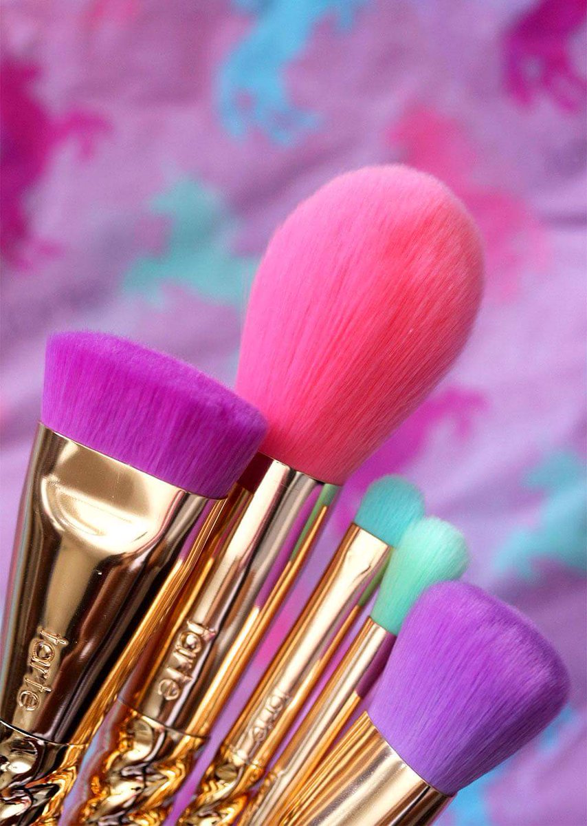 coverbeautyy's tweet photo. PRE⚡ แปรงTarte ❗COP
🌈5 ด้ามแปรง มีกล่อง
📍ราคา 300
📍มัดจำได้ 100 บาท
📍มีราคาส่ง
📍ปิด 30 สค 
#cvby #howtoperfece https://t.co/yX4HBwQJ4F