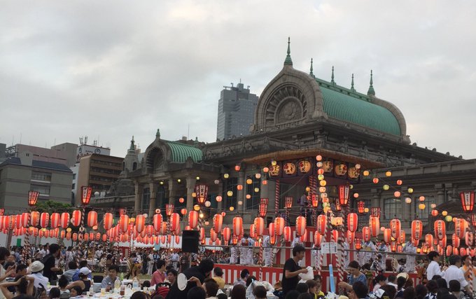 第71回築地本願寺納涼盆踊り大会 18 屋台や出店 仮装大会も Shin Seinen