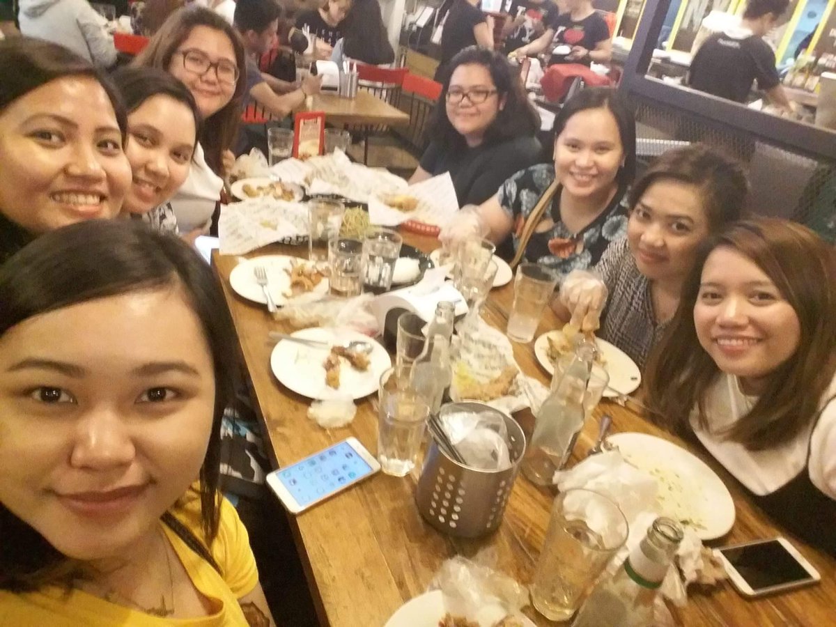 Nanette_Olpot's tweet photo. HS Friends #18yrs #thatlong? 😲 https://t.co/didAQOX4rY