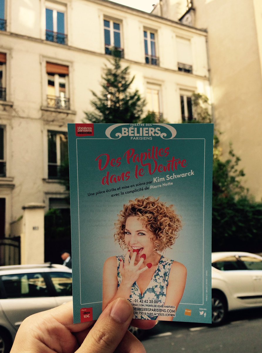 aubalconoff's tweet photo. Les bonnes critiques nous ont donné envie d'aller voir @KimSchwarck Des Papilles dans le Ventre ! https://t.co/vtZB9XiVDR