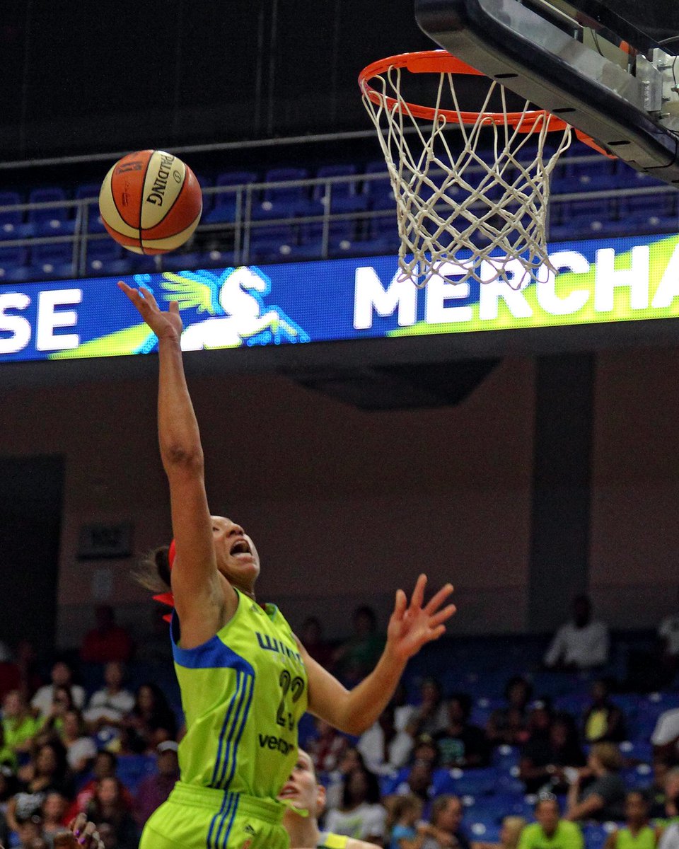 urbansportsblog's tweet photo. AP on the fast break for @DallasWings had 10 pts off the bench in win over @seattlestorm adding a Wings section in gallery @tjsarlingtontx https://t.co/hNKBQOBLFN