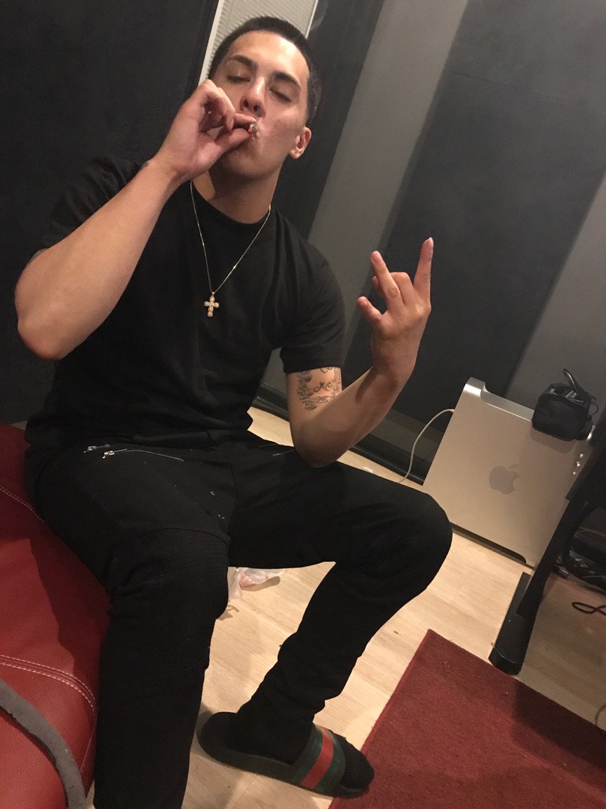 King_Peso409's tweet photo. Lately Ive Been Workin Overnight 🤑🤑🤑😎😎😎 https://t.co/tc8x2vU4nl