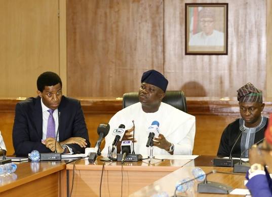 lightuplagos's tweet photo. Gov. @AkinwunmiAmbode seeks @NERCNG's "no objection" for 3GW @followlasg  Embedded Power Prog. https://t.co/NGFNZQuuFI https://t.co/oCs1cQzc4l