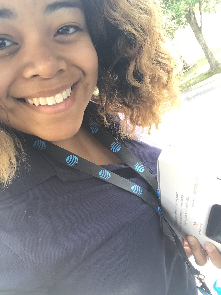 Wireless home phones for win! #Iwilltakeit #IHXceptional #BeachParty #FirstTo50 @ErickDAlvarez14 <a href="/paulkim721/">Paul Kim</a>