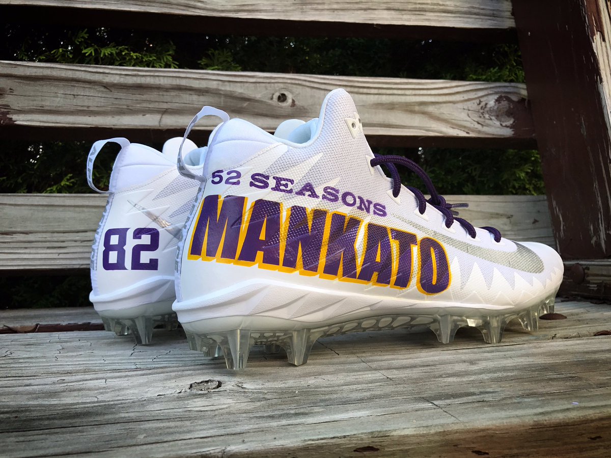 KyleRudolph's tweet photo. My tribute to #Mankato! #52Years #VikingsCamp https://t.co/0yz4s6nMaM