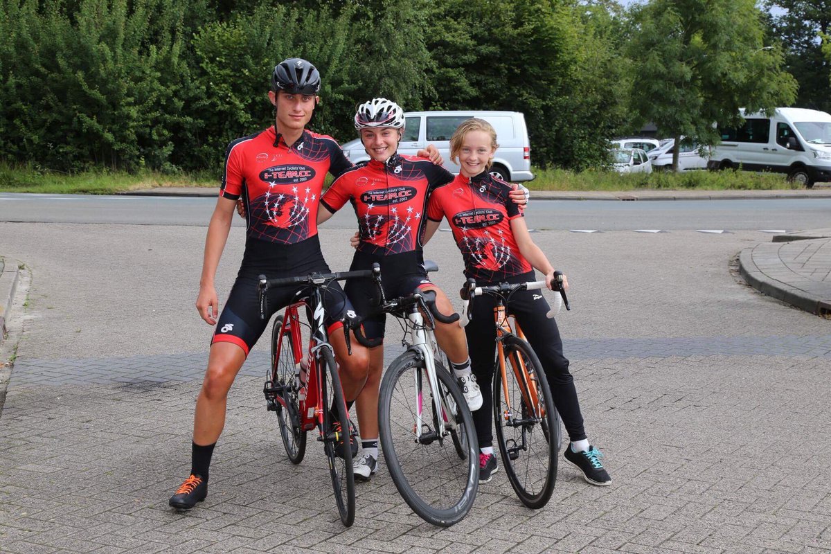 iteamcc's tweet photo. Thank you Assen! #assenyouthtour #Assen #assen2017 #cycling #cyclerace @JeugdtourAssen https://t.co/AmXuAbZgnD