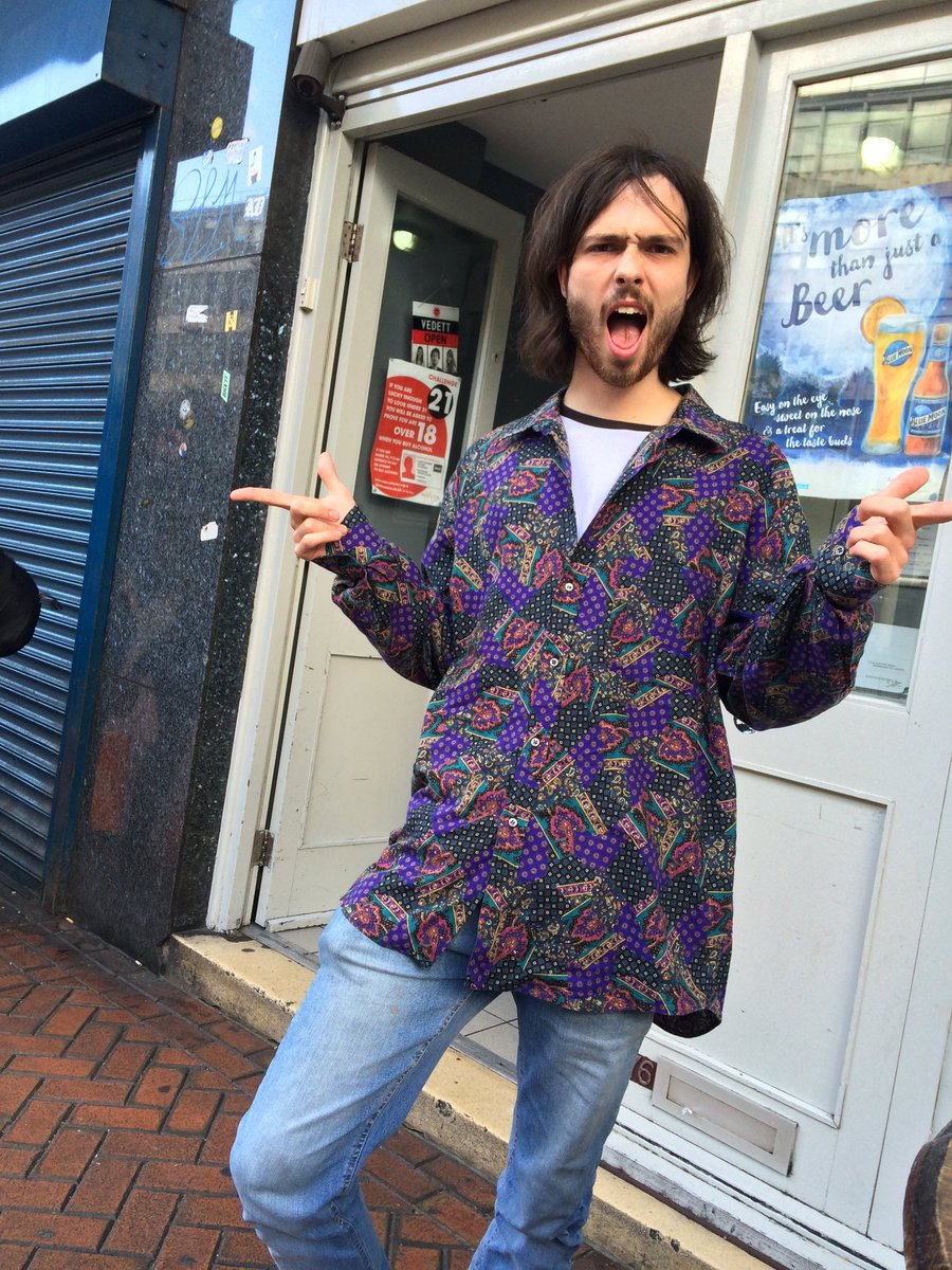 ITS SHOWTIME. Catch us at <a href="/Sunflowerlounge/">The Sunflower Lounge</a> tonight at 8:30pm 🤘🏻🤘🏻🤘🏻🤘🏻🤘🏻