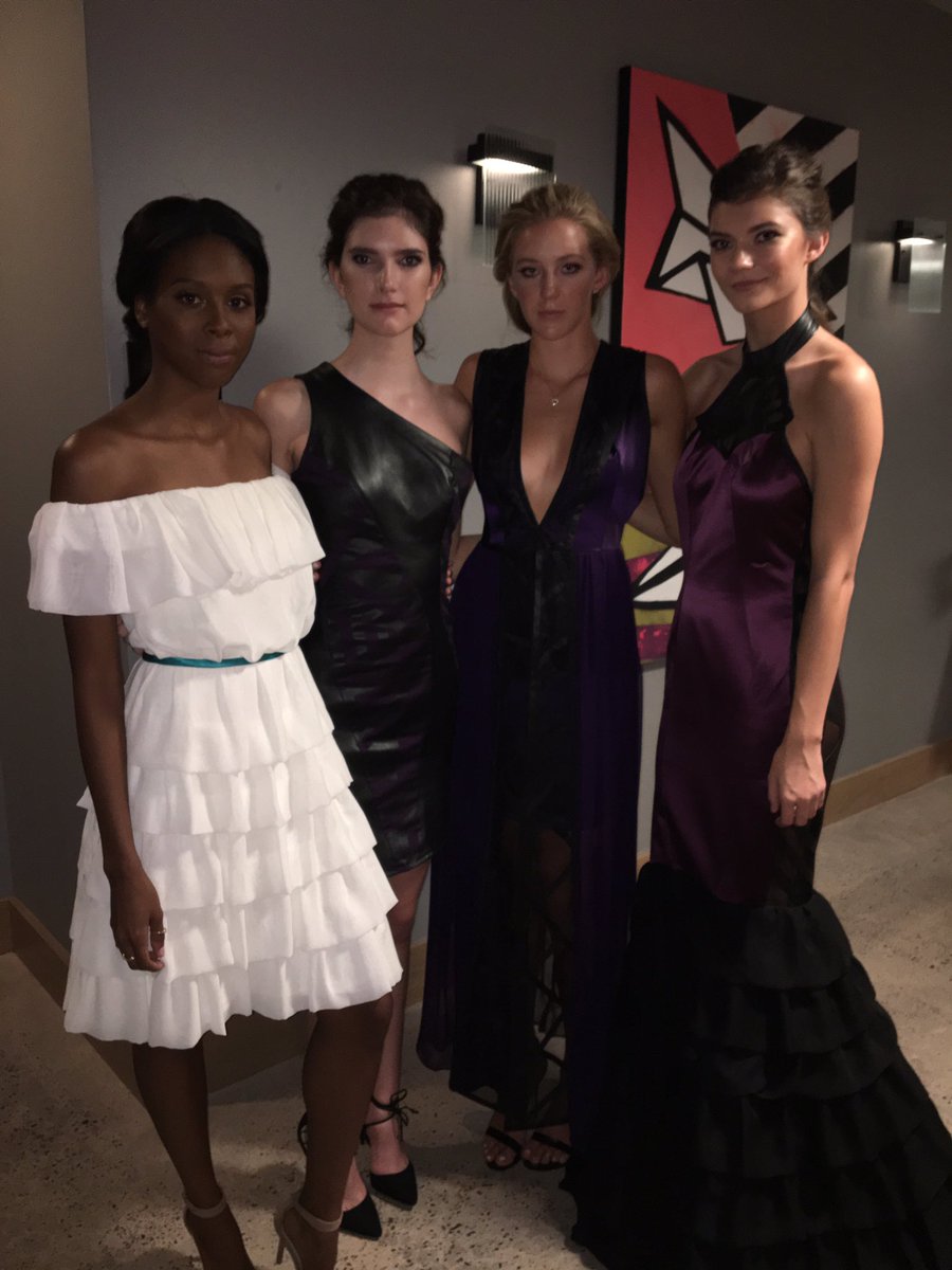 aconav_fashion's tweet photo. Our #Top40Models for @PHXFashionWeek #ShopGarmentDistrict last night!
#EvokeEmpowerment https://t.co/Epksvrnr4m