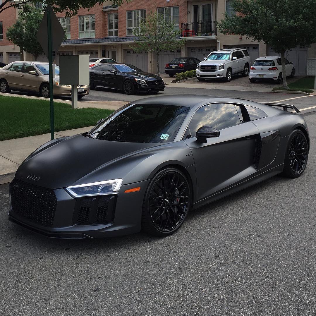 PosBadAudi's tweet photo. Grey Matte Audi R8 V10 Plus 👀 https://t.co/ZcD3Tinl9b
